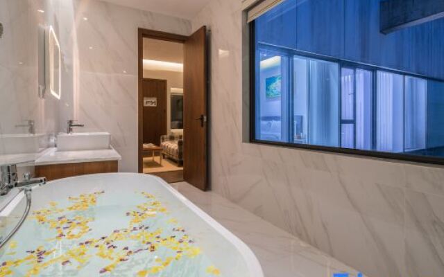 WuYu Hotel (Chongqing Yangjiaping Vientiane City)