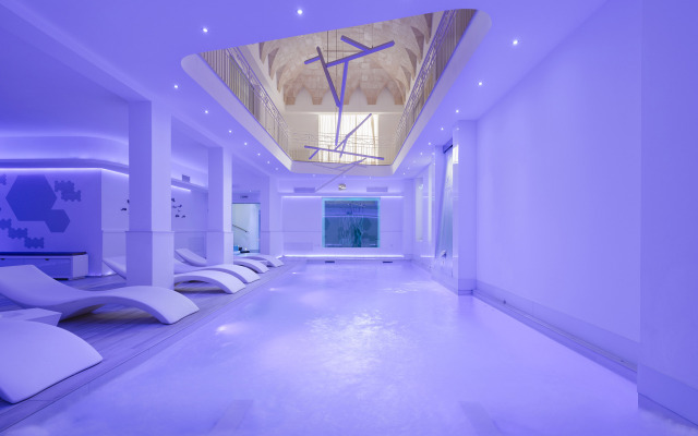 Victoria Palace Hotel & Zen Wellness