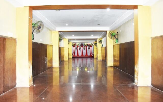 OYO 49639 Nirmala Residency