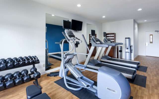 Comfort Suites Lincoln North