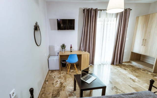 Gregory Comfort Hotel