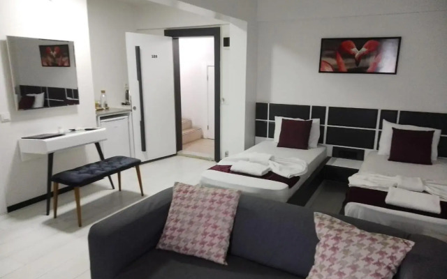 Wb Weekend Otel