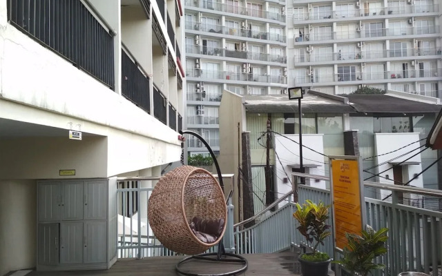 Compact Studio Room at Beverly Dago Apartment near ITB