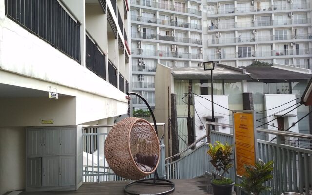 Scenic & Comfy Studio At Beverly Dago near ITB