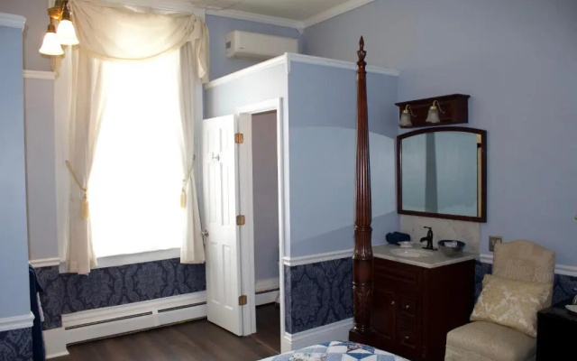 The Gridley Inn B&B