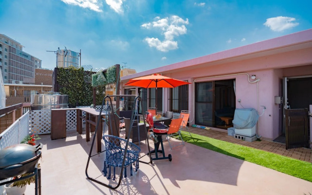 Terrace House Tsubokawa