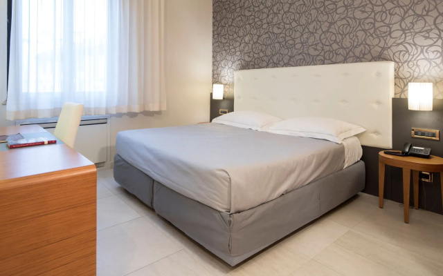 Hotel Astra Ferrara