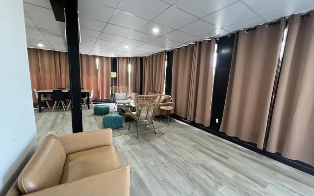 Harborside Suites