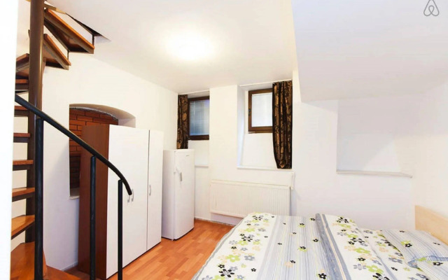 Sunflower Apartments