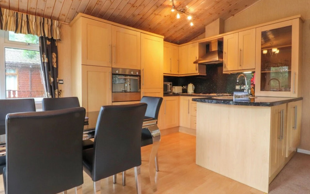 Borwick Heights 6