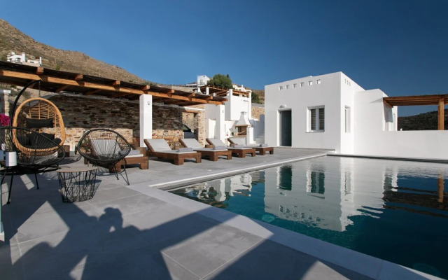 Naxos Skyline Villas
