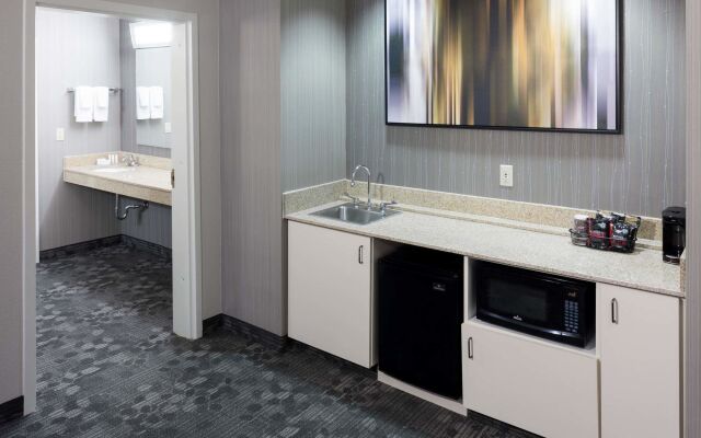 Courtyard by Marriott Wichita East