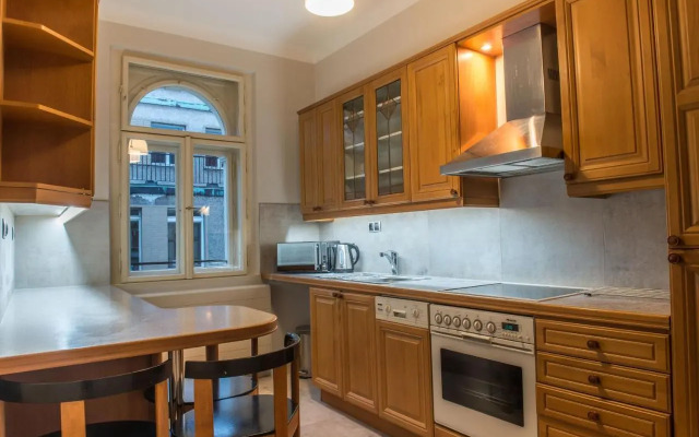 Exclusive 3 Bedroom Top-Notch Flat, Great Location