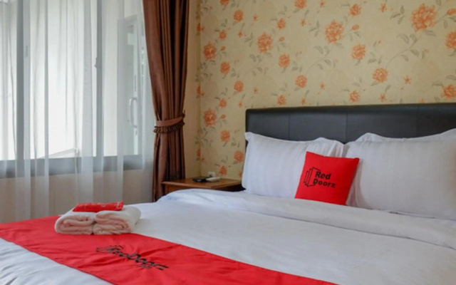 RedDoorz @ Jalan Majapahit Semarang – Guest Rooms – Semarang