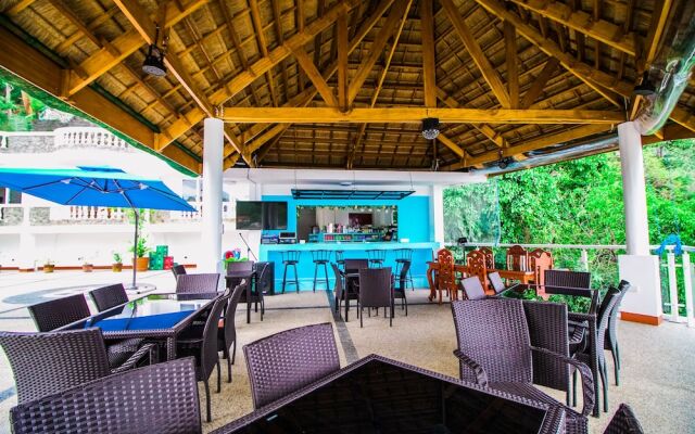 Dragon Bay Resort