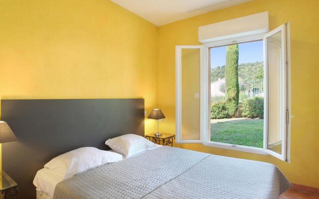 Nice apartment with dishwasher in Gréoux-les-Bains