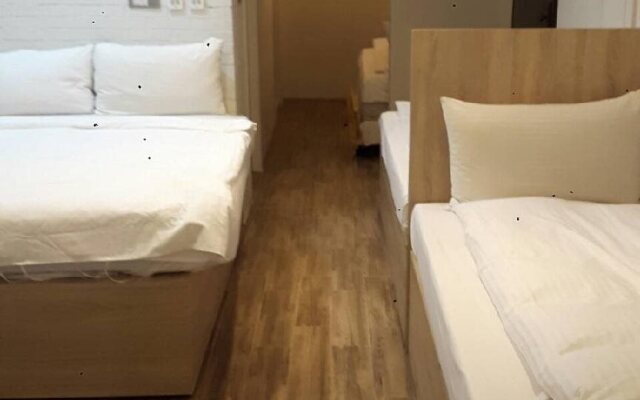 Cheers Boutique Hotel