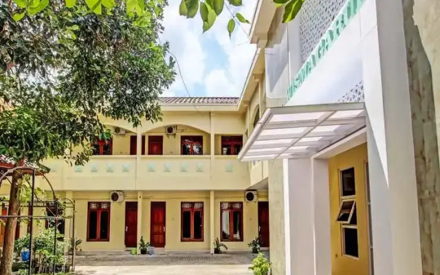OYO 91603 Wisma Garuda