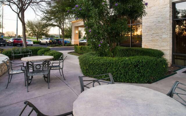 Hampton Inn & Suites Schertz