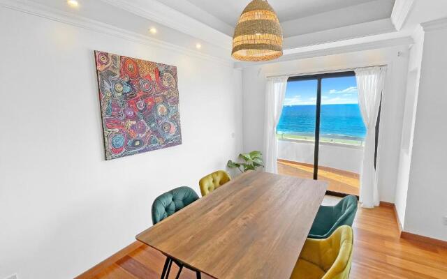 180  SEAVIEW Apt. right on famous beach promenade