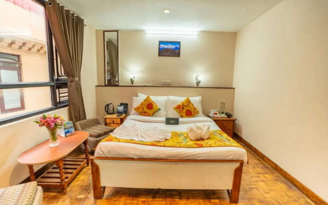 Muscatel Fairmont – 100 Mts from Mall Road