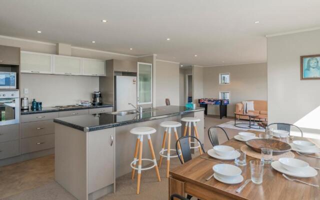 Ohuka Lookout - Whitianga Holiday Home