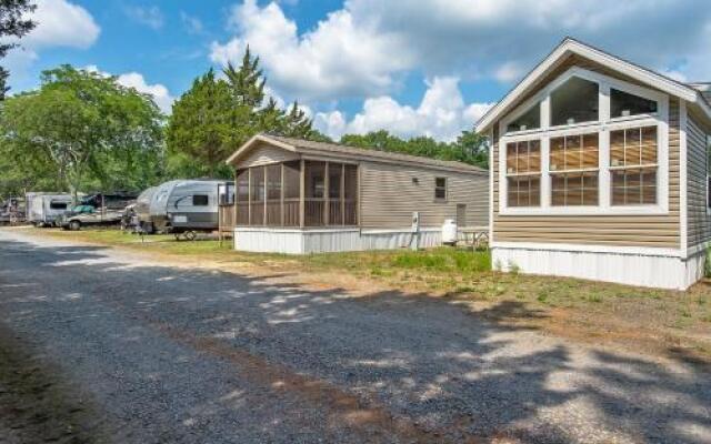 Chestnut Lake Camping Resort Loft Park Model 2