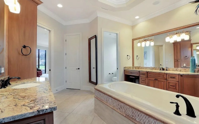 N. Barfield Home #13044