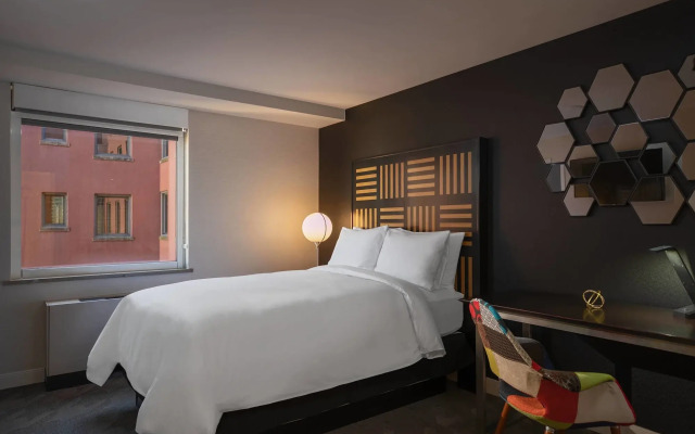 Renaissance Des Moines Savery Hotel