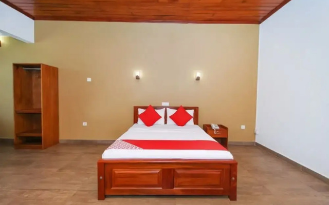 OYO 471 Randiya Hotel