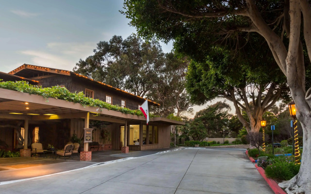 The Pierpont Inn