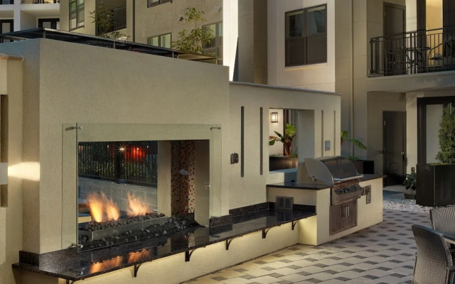 Global Luxury Suites Redwood City