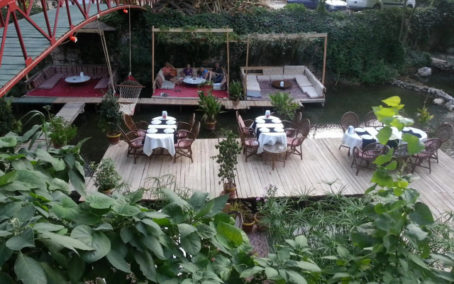 Arikanda River Garden Hotel