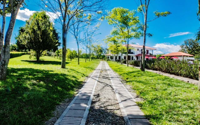La Herencia Hotel