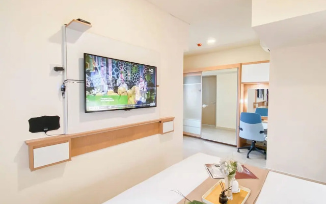 Spacious and Comfy Designed 2BR at Meikarta Apartment