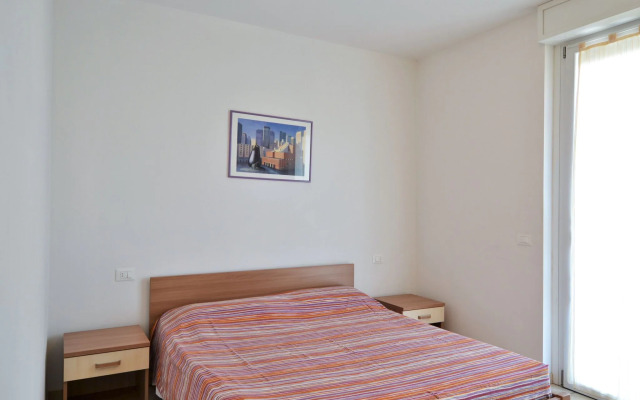 Snug apartment in Dervio with balcony or terrace
