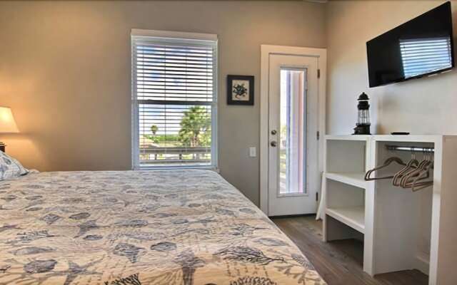 Beach Home Sea Gypsy in Ocean Village by Redawning