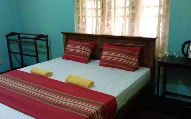 Dreams Garden Surf Lodge