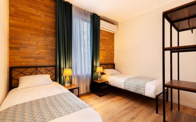 Недавно отремонтированное бунгало с тремя спальнями в сельском районе