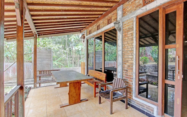 Hotel O Mtc Bunk Bed