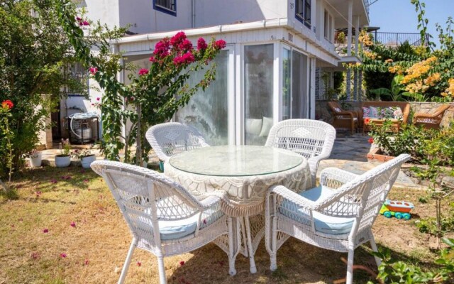 Lovely Family House With Terrace in Bodrum