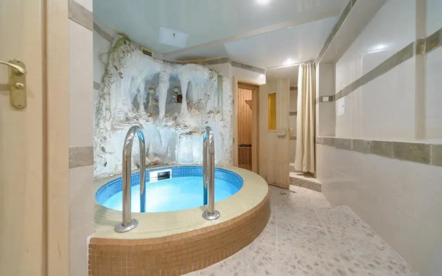 Kiev Accommodation Apartments on Bankova St.