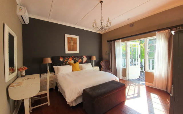Waterhouse Guest Lodges 236/230 Bourke Street