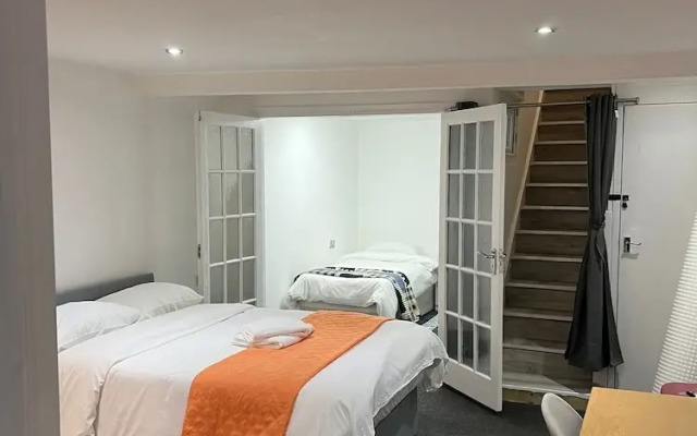 Apartment-sleep6-wifi-family Friendly