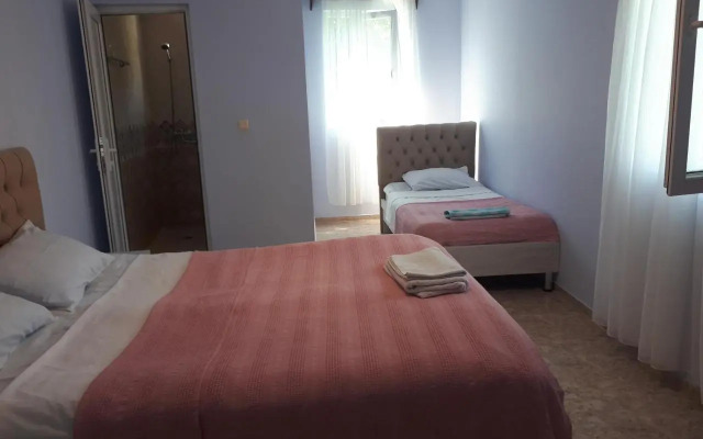 Guest house LIA