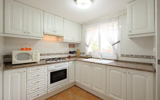 Pla Del Mar 02 - Three Bedroom