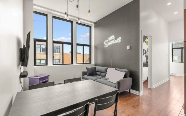 M11 The Simpsons Suite 3BR in The Heart of MTL