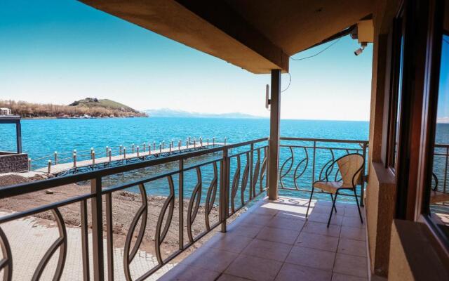 Best Western Bohemian Resort