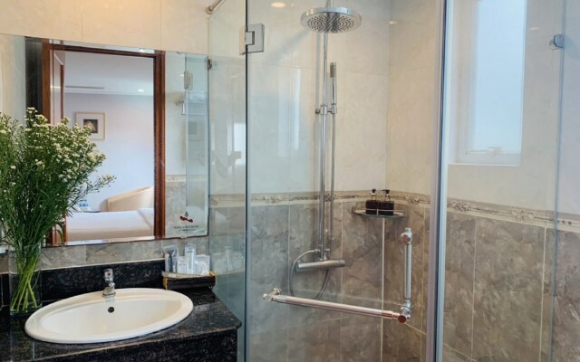 White Lotus Hotel Saigon