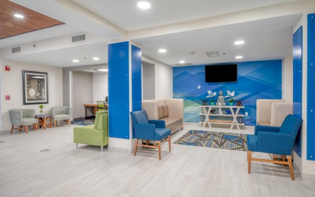 Holiday Inn Express Hotel & Suites Greenville by IHG